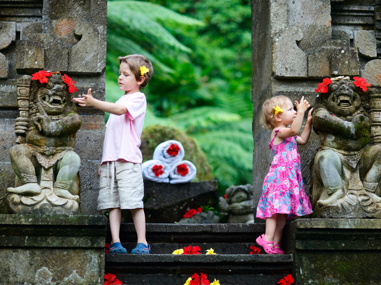 Make memories last with a styled luxury photoshoot during your Bali stay.