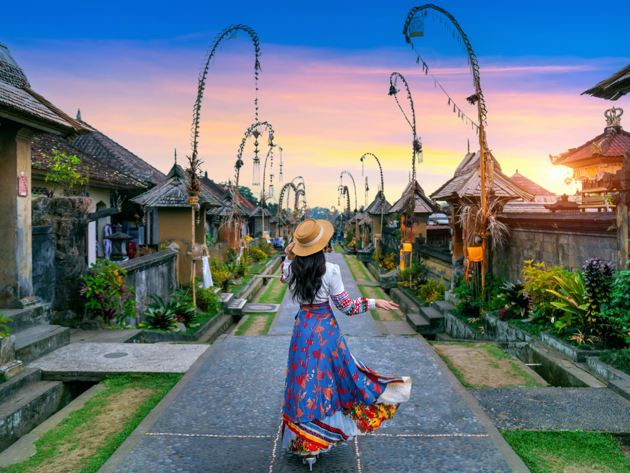 Make memories last with a styled luxury photoshoot during your Bali stay.