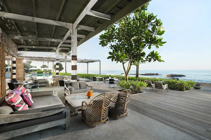 Explore top-rated luxury villas and hotels in Bali, handpicked for privacy, comfort, and elegance.